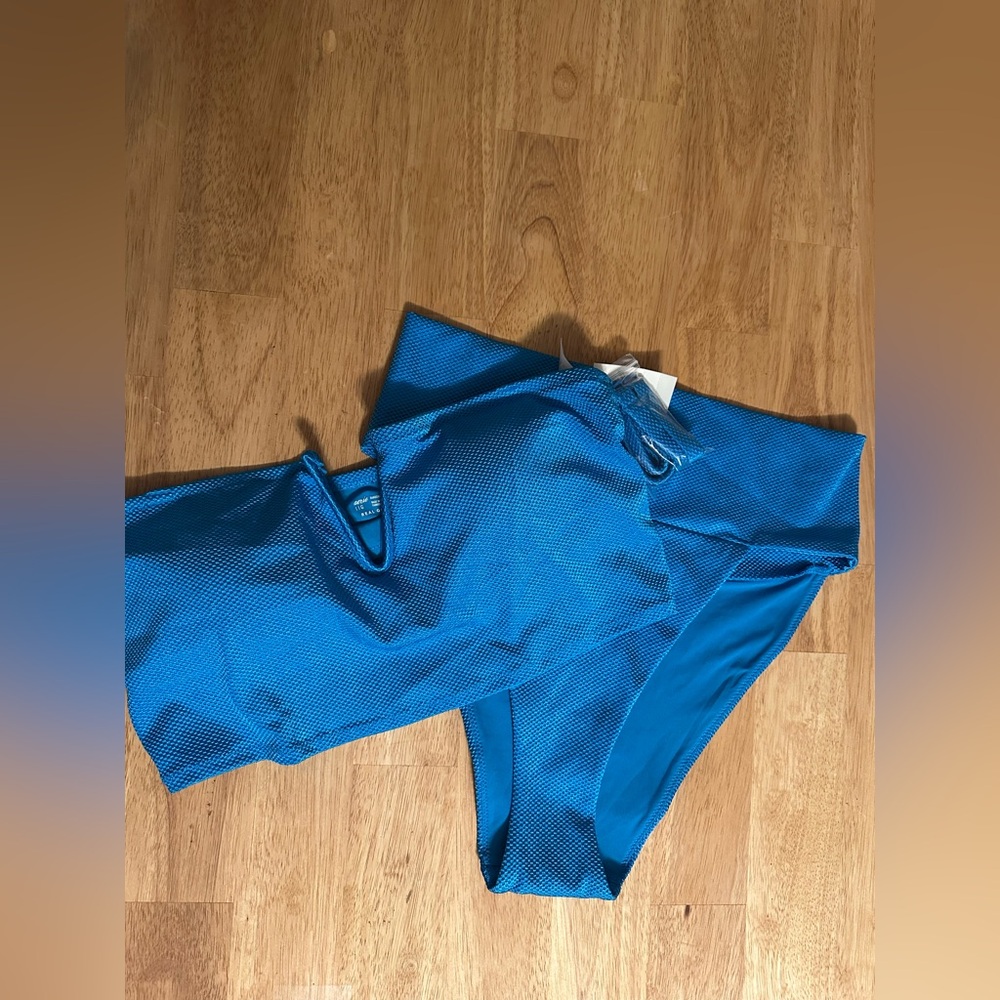 ARIE Vibrant Blue Swimwear Set